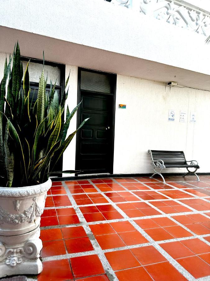 Costa Caribe 酒店 *